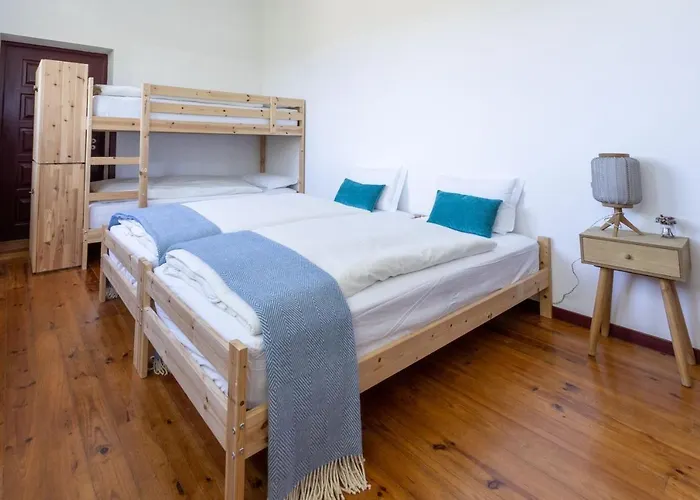 - Feel Nature Hostel Loriga